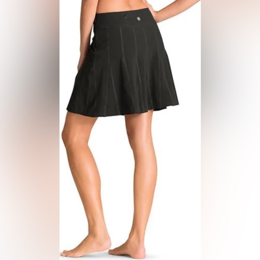 NWT Athleta Wear About Skort - Black - S